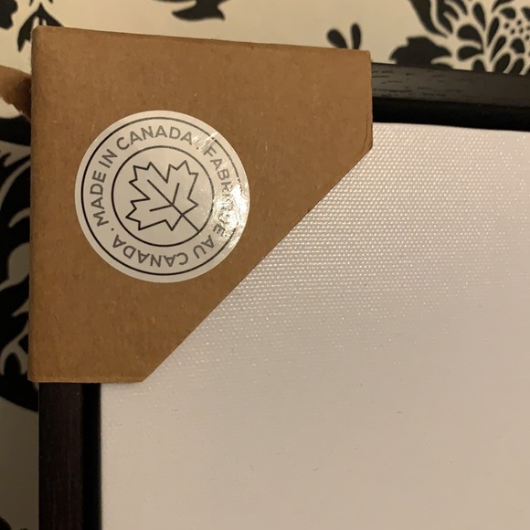 🔥HOST PICK🔥 Framed Canvas “WIPE IT REAL GOOD” - Picture 3 of 6